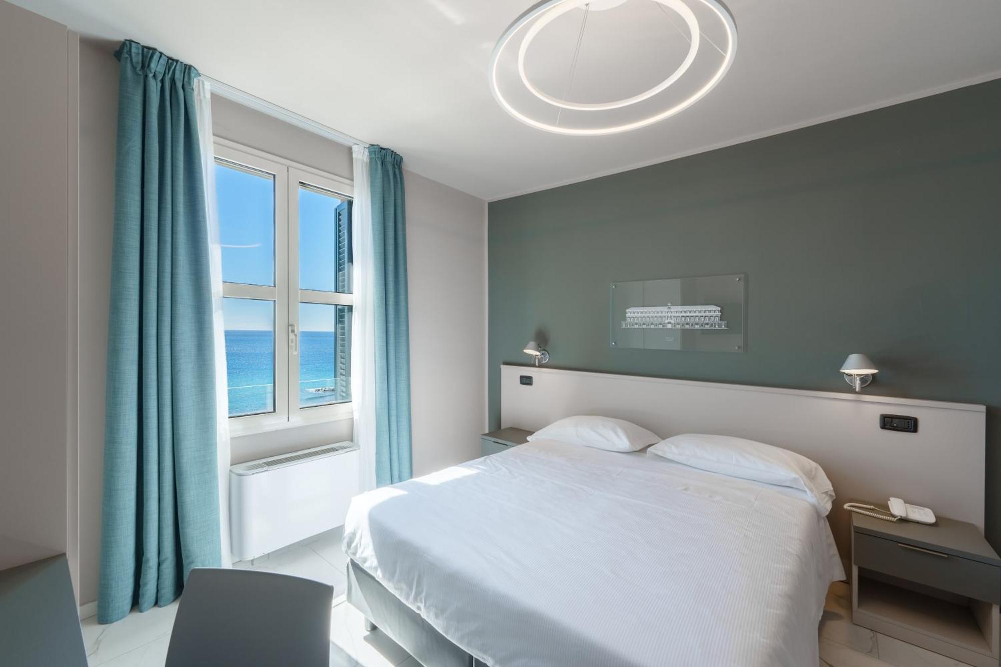 Hotel Villa Levi ซานเรโม ภายนอก รูปภาพ