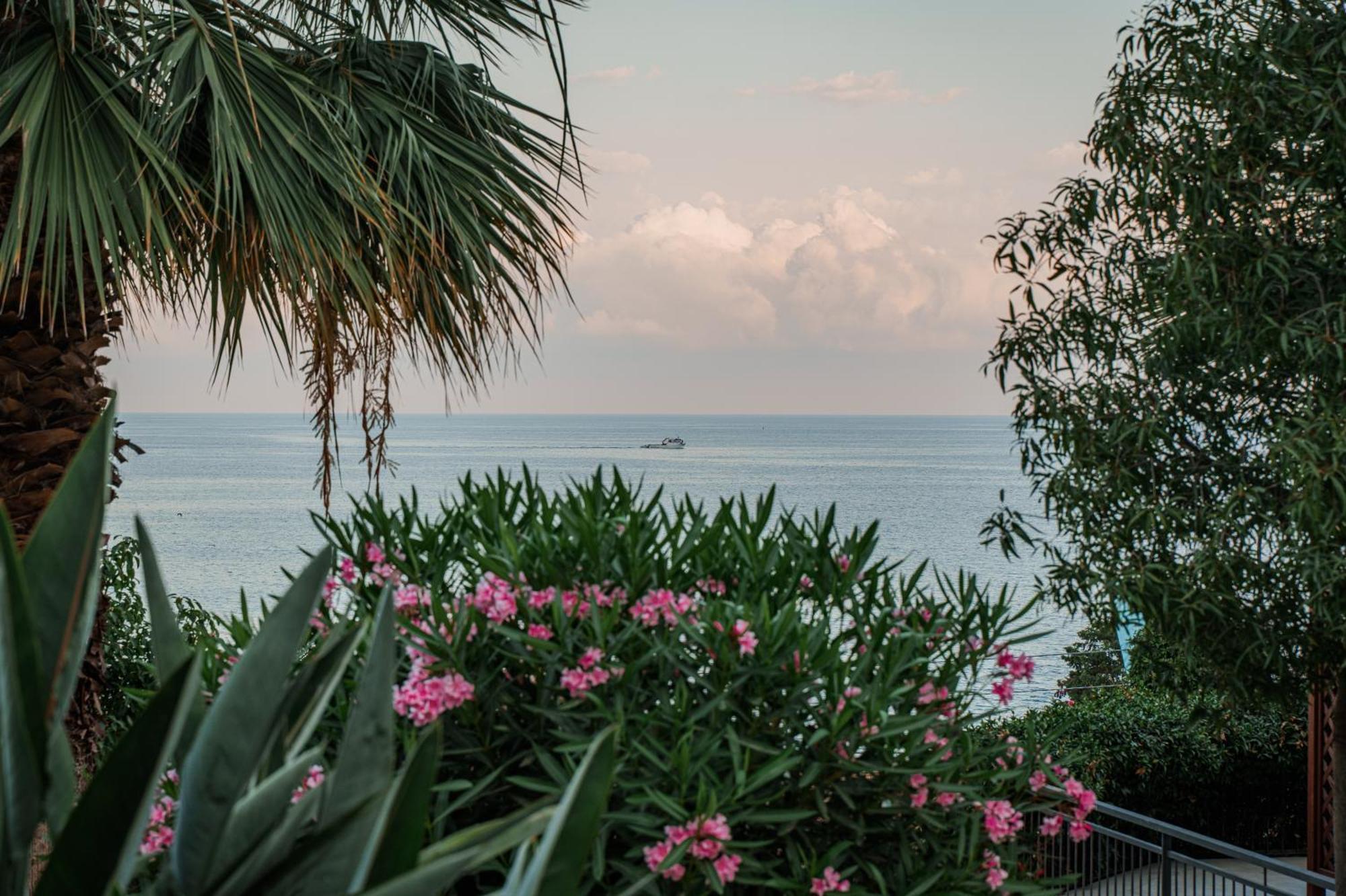 Hotel Villa Levi ซานเรโม ภายนอก รูปภาพ